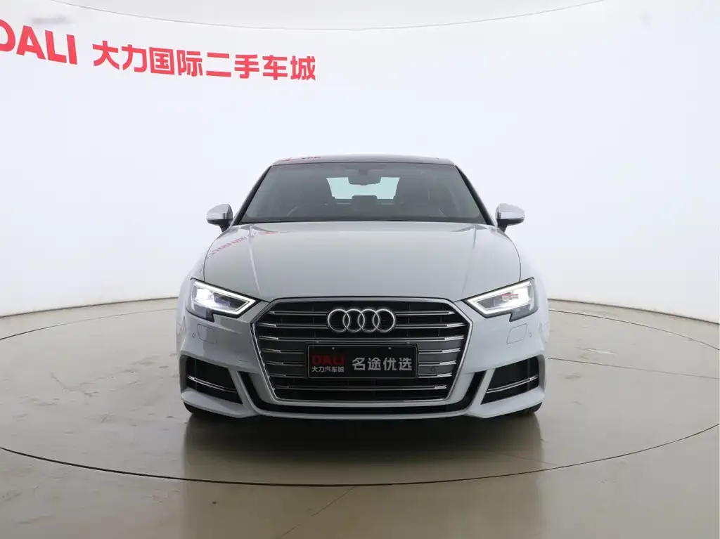 Audi A3 — фото 2