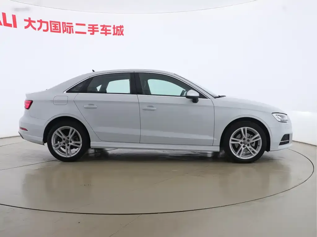 Audi A3 — фото 4