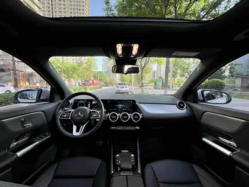 Mercedes-Benz GLA — фото 7