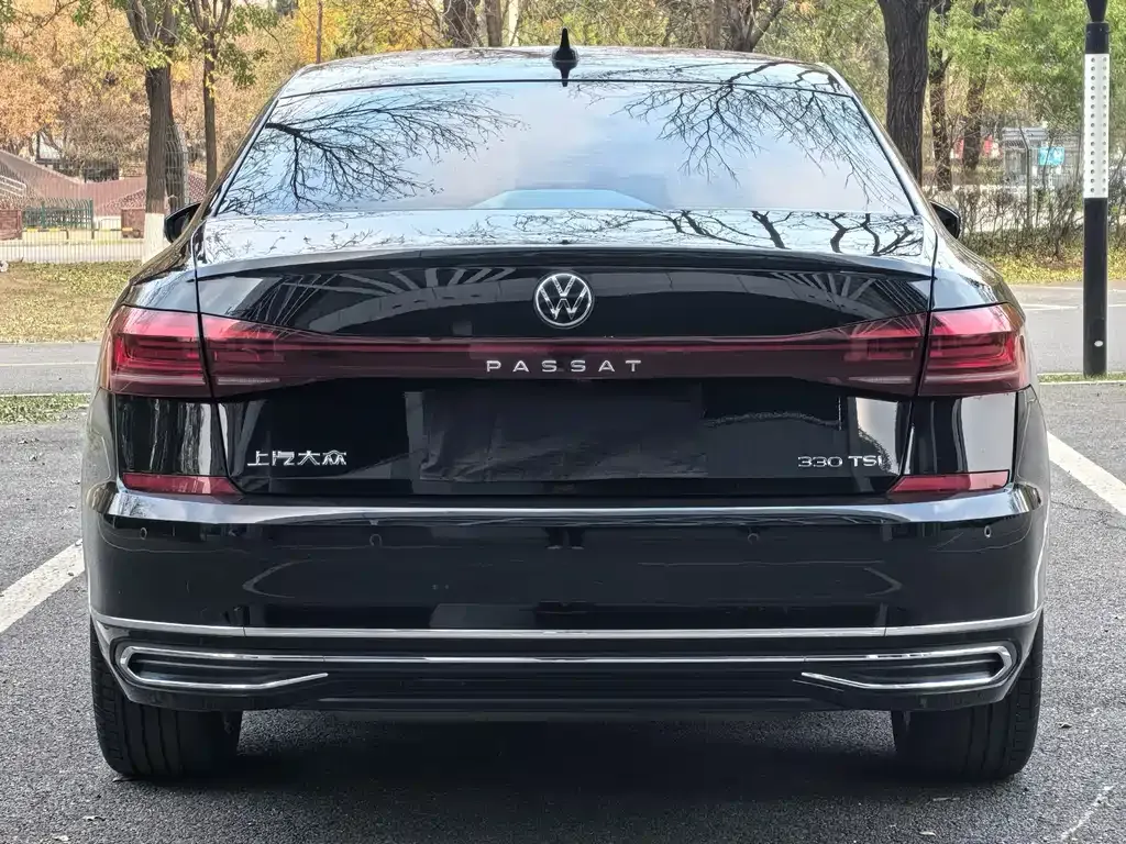Volkswagen Passat — фото 5