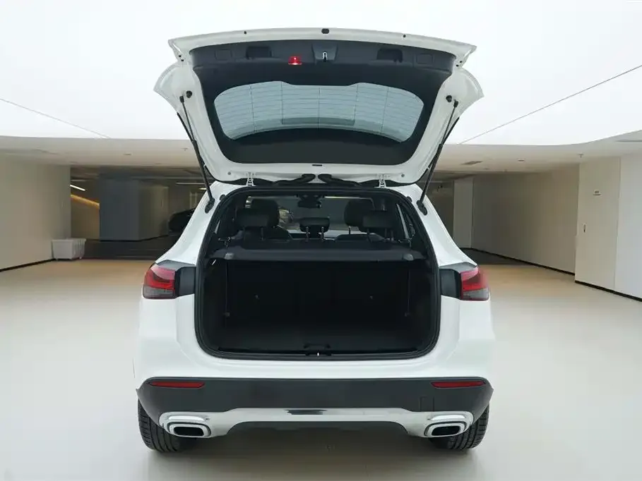 Mercedes-Benz GLA — фото 6