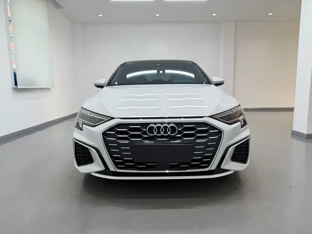 Audi A3 — фото 2