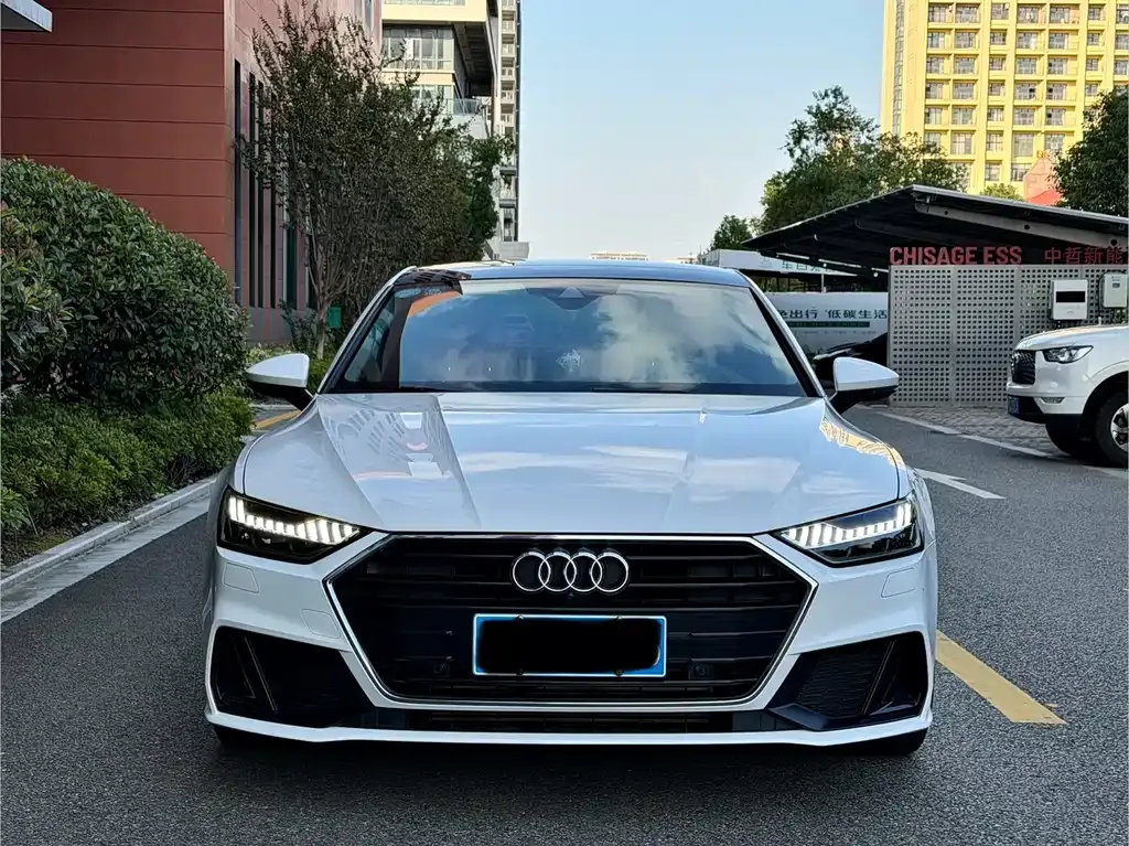 Audi A7 — фото 2