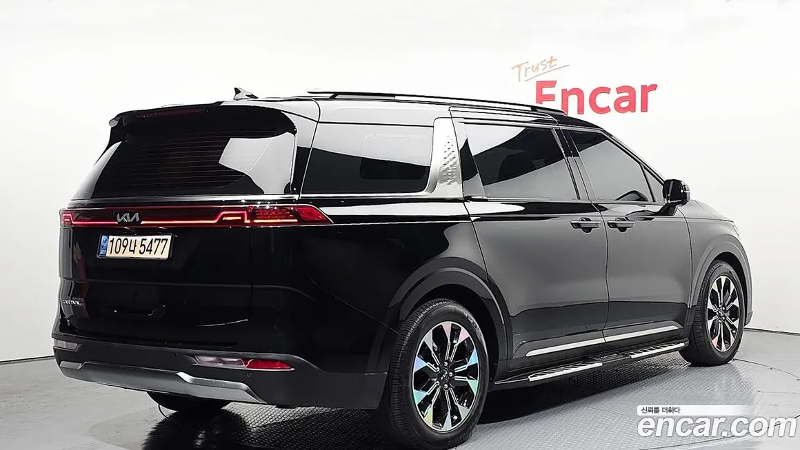 Kia Carnival — фото 2