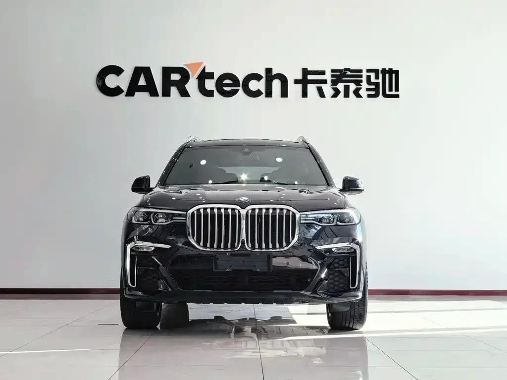 BMW X7 — фото 2