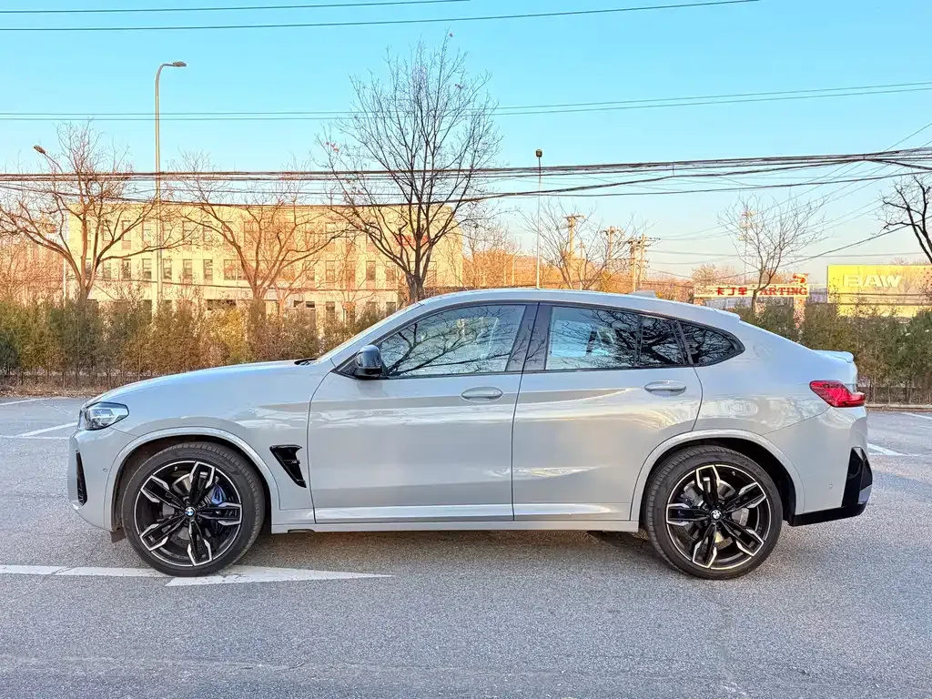 BMW X4 M40i — фото 4