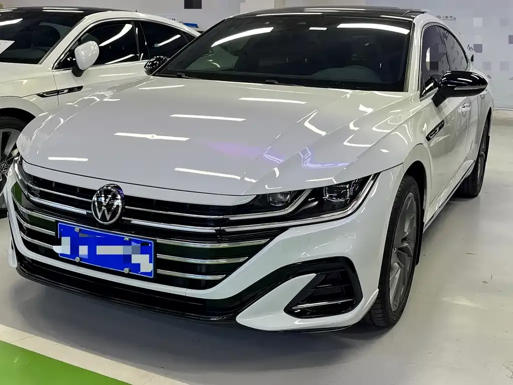 Volkswagen CC — фото 1