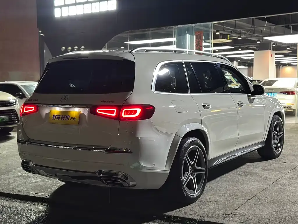 Mercedes-Benz GLS — фото 9