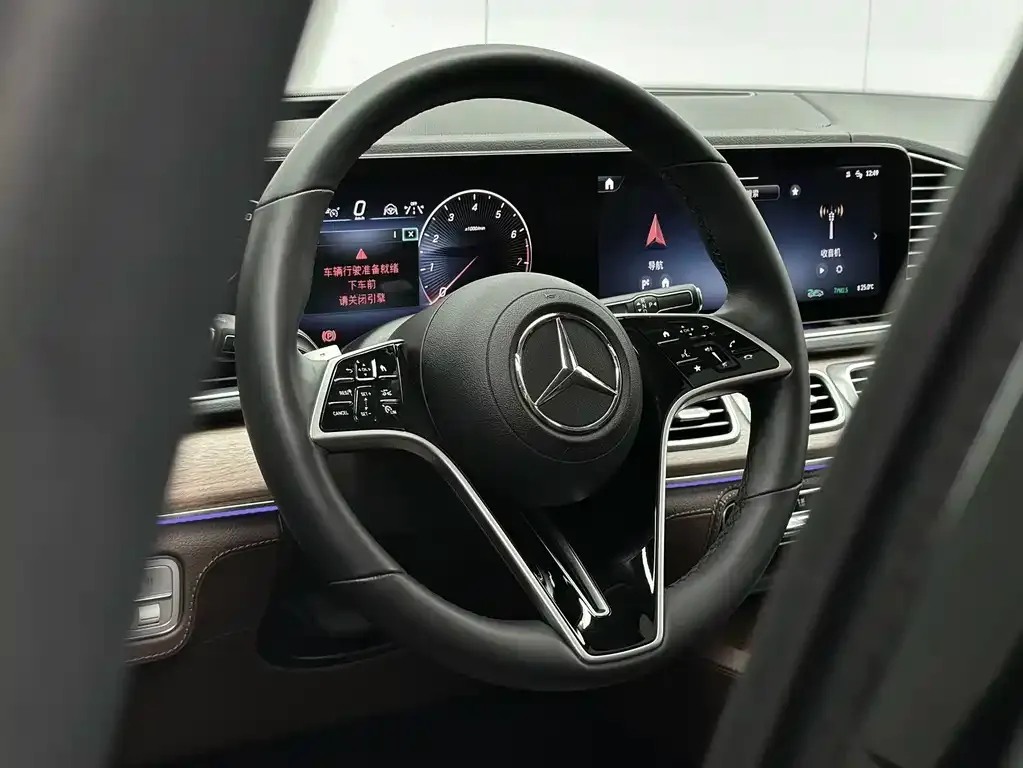 Mercedes-Benz GLE — фото 4
