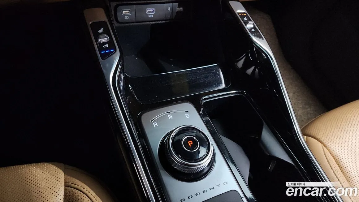 Kia Sorento — фото 9