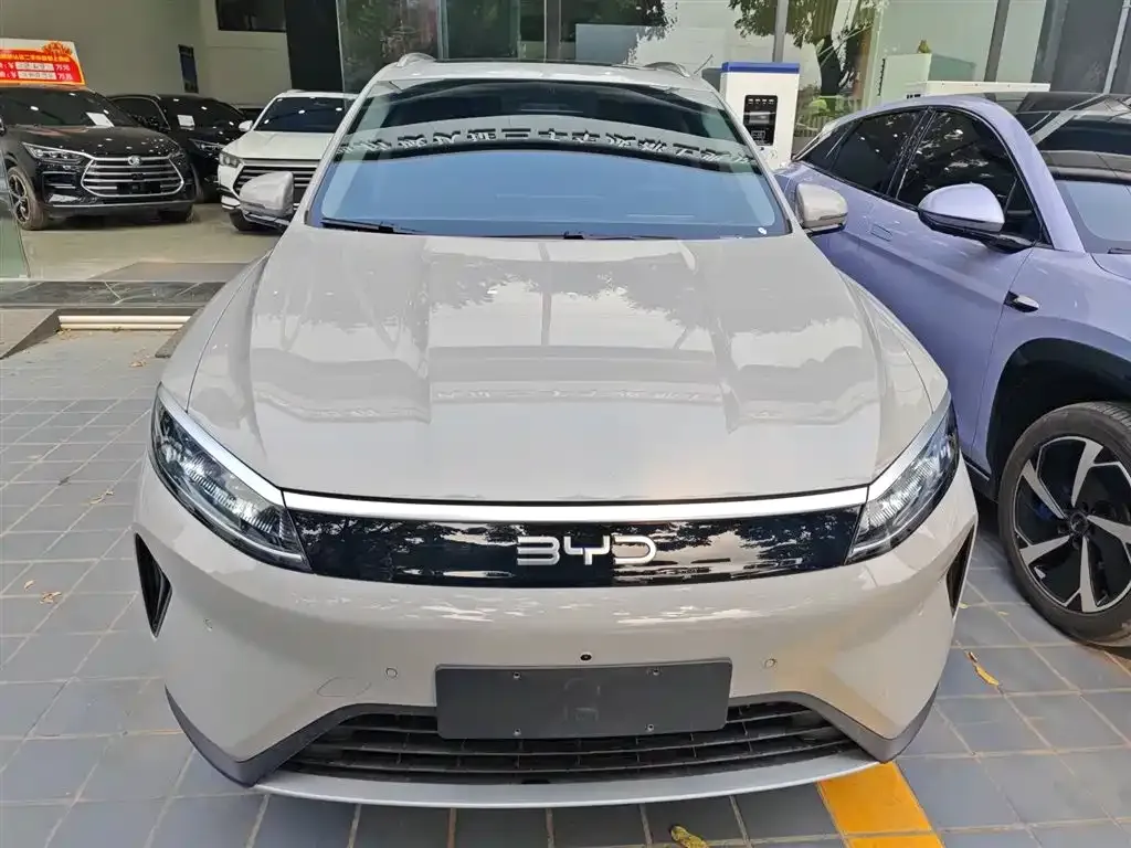 BYD Seal 05 DM-i — фото 3