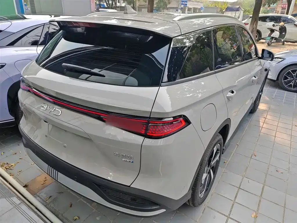 BYD Seal 05 DM-i — фото 7