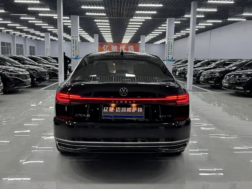 Volkswagen Passat — фото 5