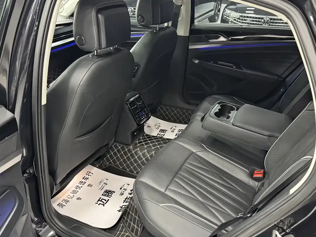 Volkswagen Passat — фото 9