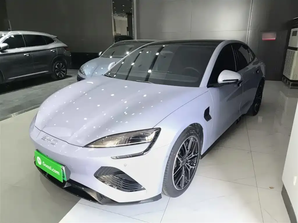 BYD Seal — фото 2
