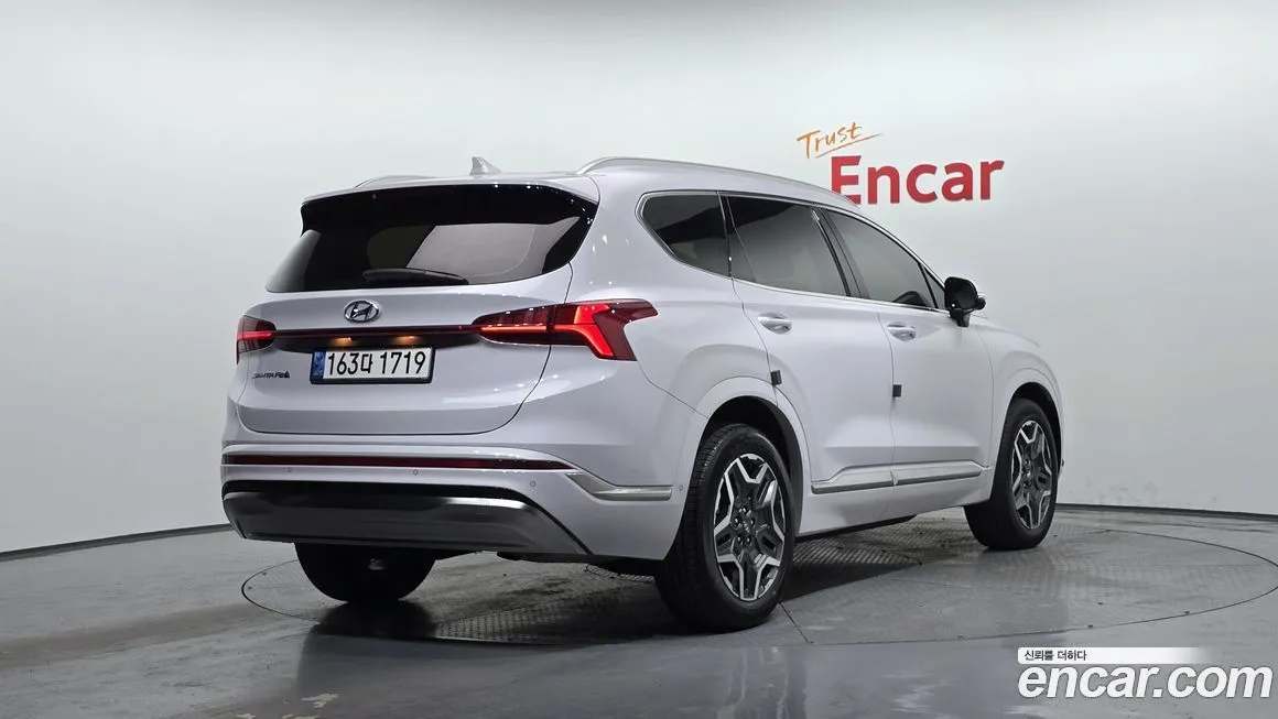 Hyundai Santafe — фото 2