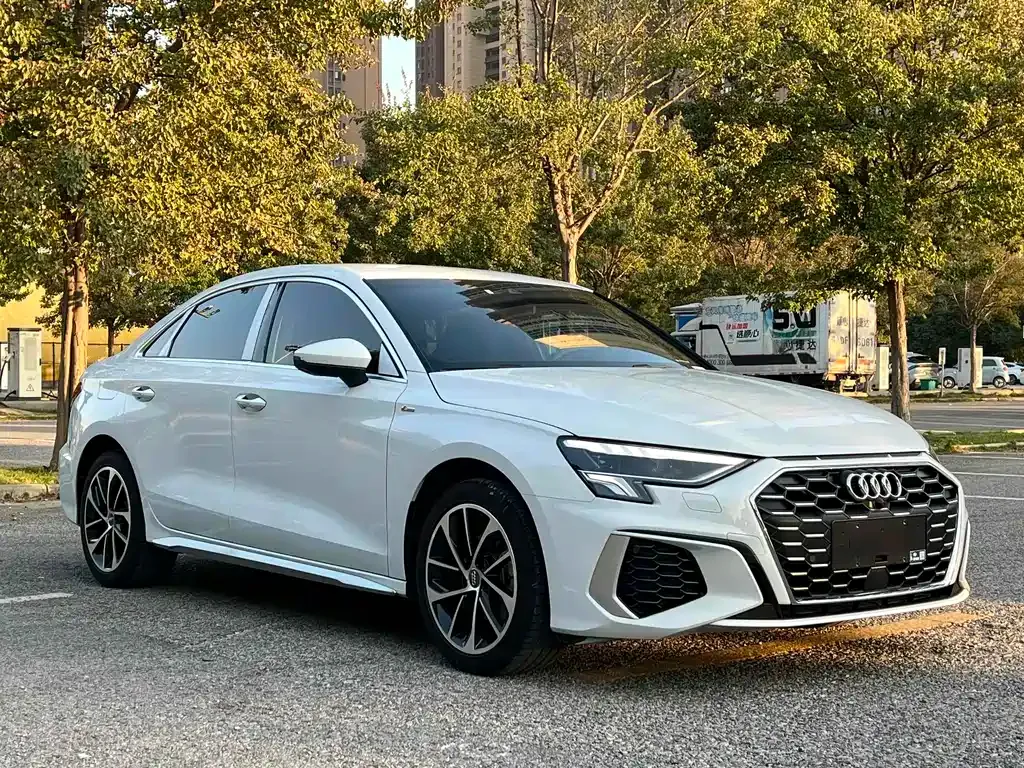 Audi A3 — фото 3