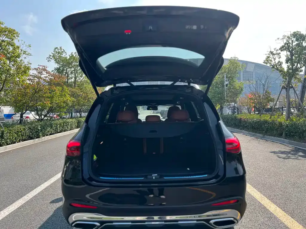 Mercedes-Benz GLC — фото 10