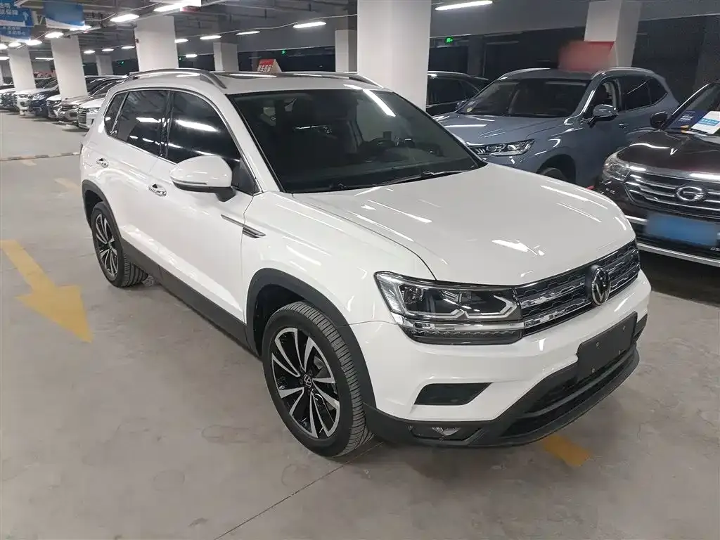 Volkswagen Tharu — фото 4