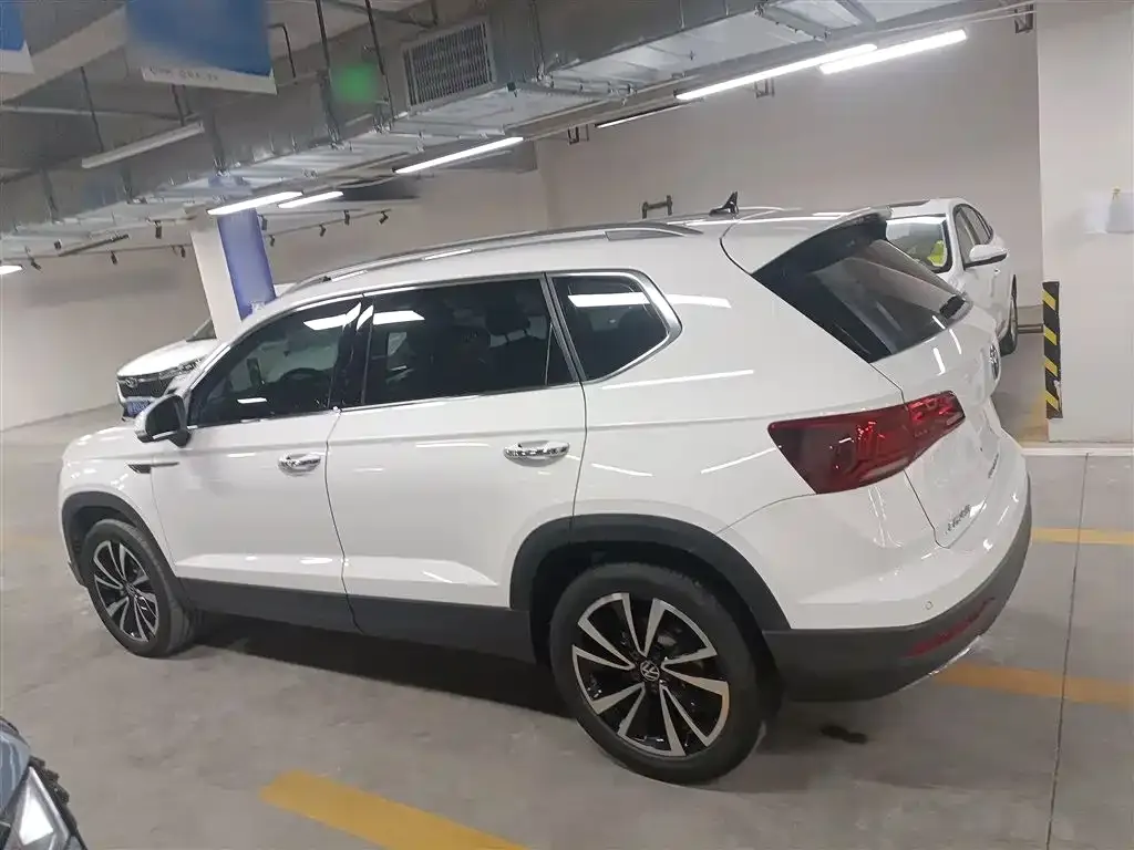 Volkswagen Tharu — фото 5