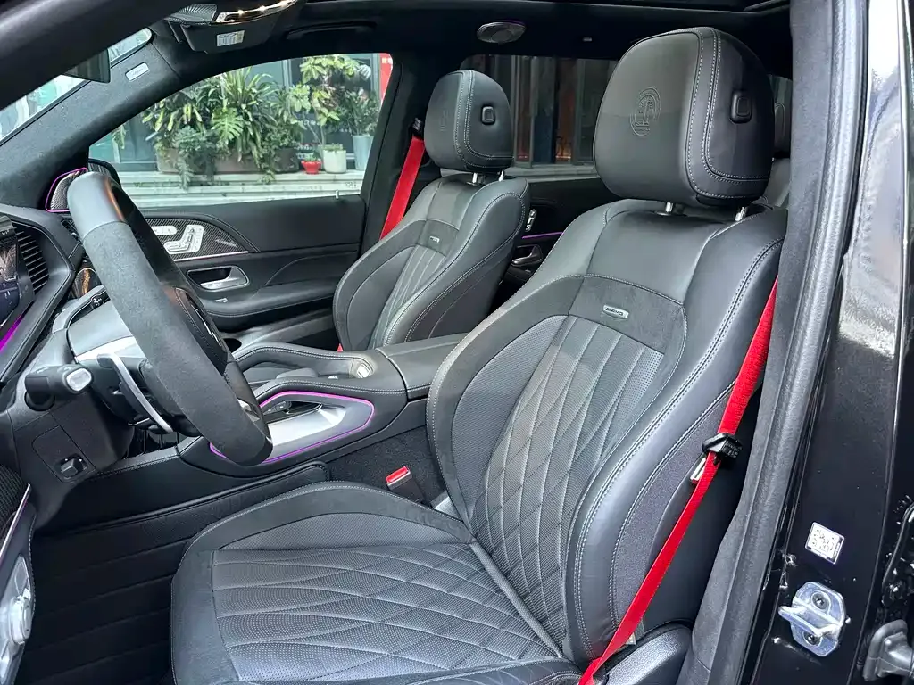Mercedes-Benz GLS AMG — фото 9