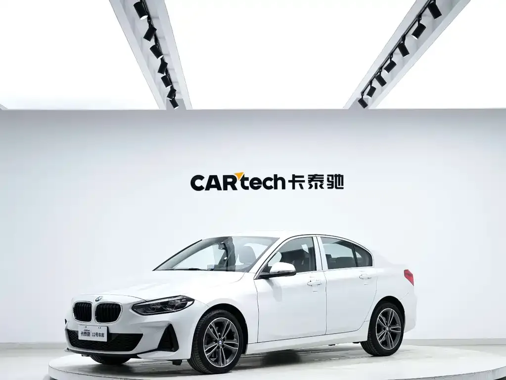 BMW 1 Series — фото 1