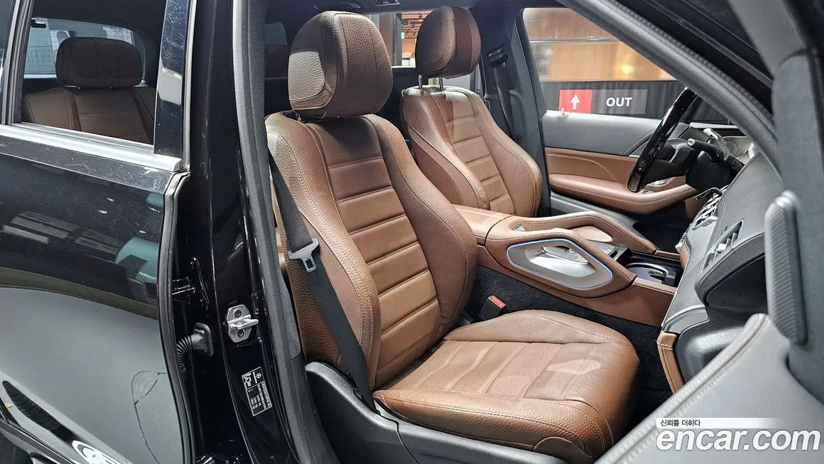 Mercedes-Benz GLS-Class — фото 10