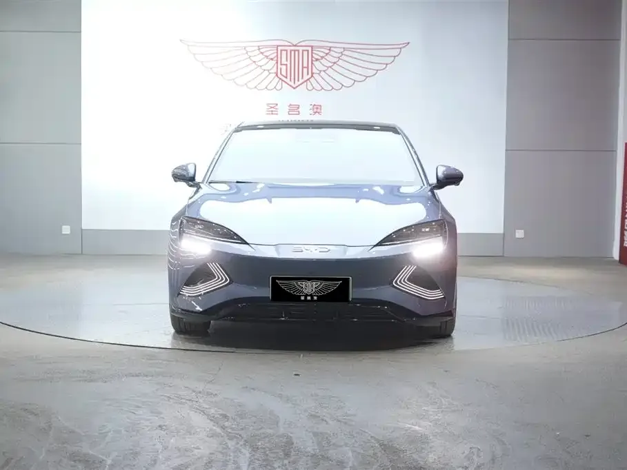 BYD Seal — фото 2