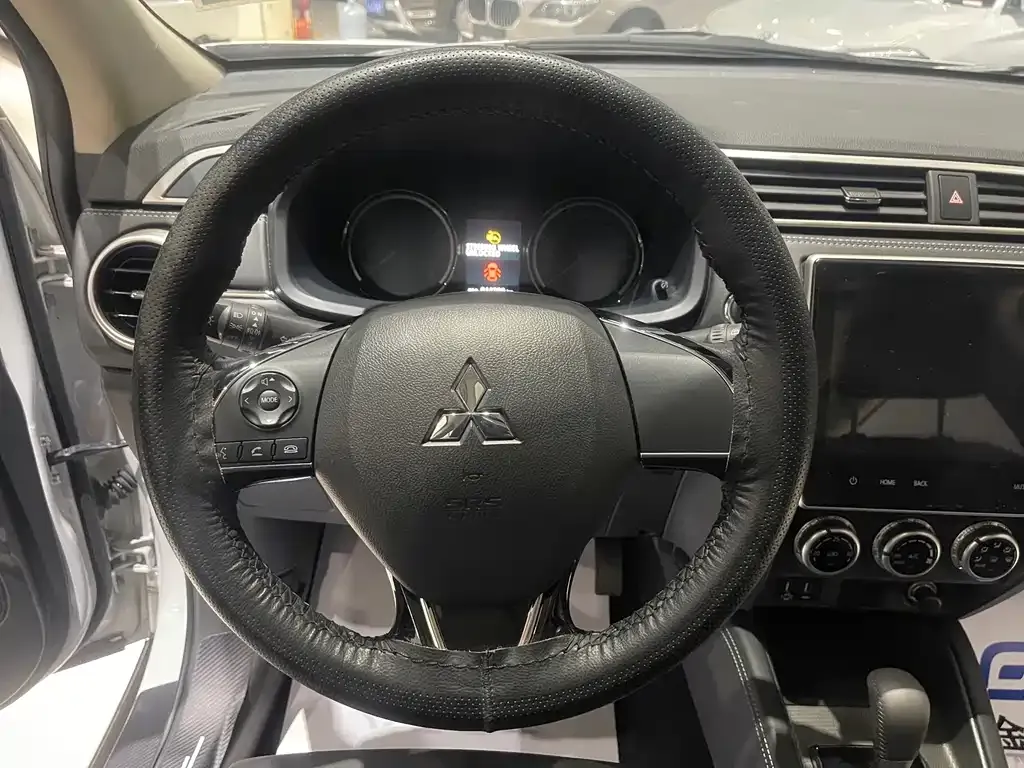 Mitsubishi ASX — фото 6