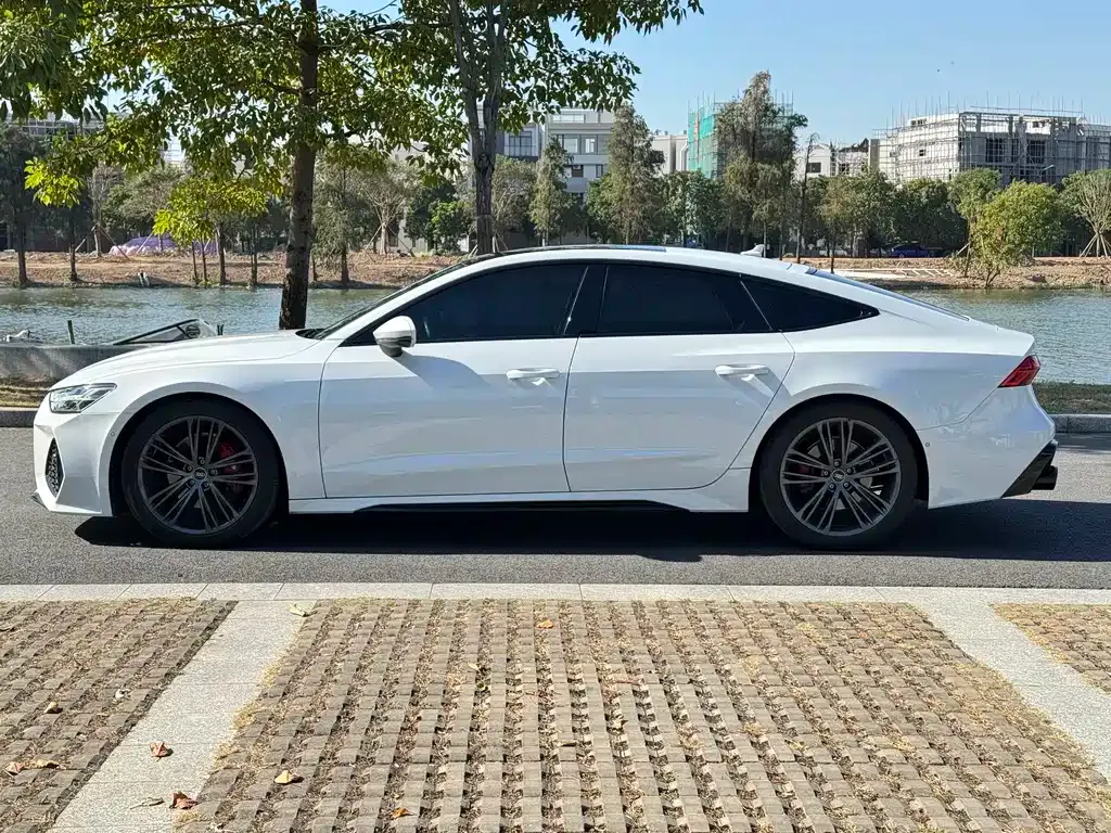 Audi A7 — фото 4