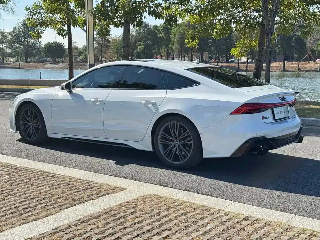 Audi A7 — фото 5