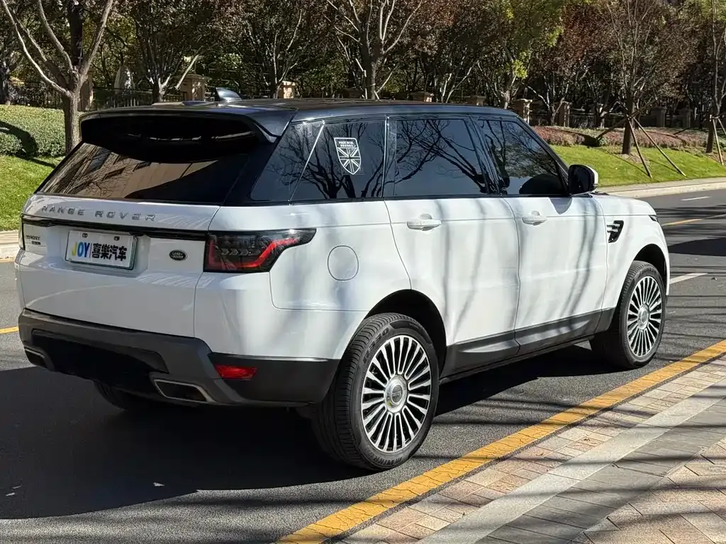 Land Rover Sport PHEV — фото 4