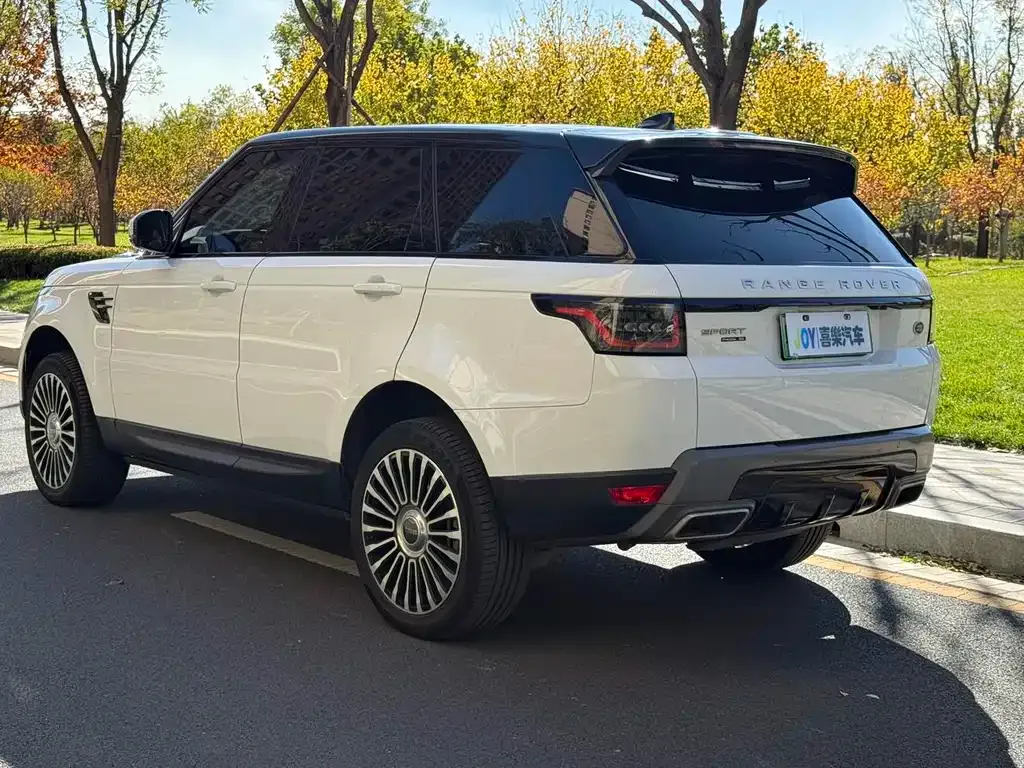 Land Rover Sport PHEV — фото 6