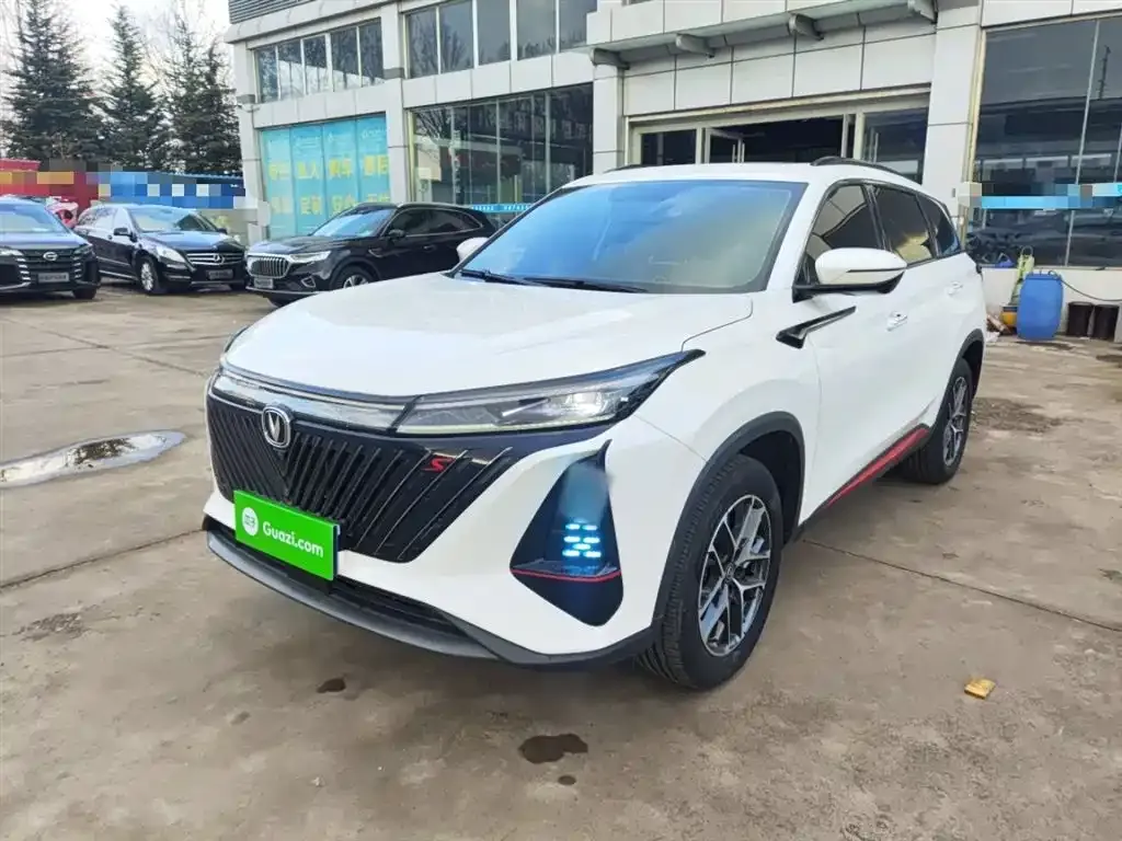 Changan CS75PLUS — фото 1