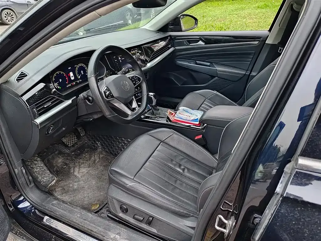 Volkswagen Passat — фото 7