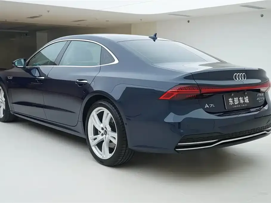 Audi A7L — фото 4