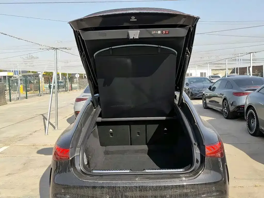 Mercedes-Benz EQS AMG — фото 4