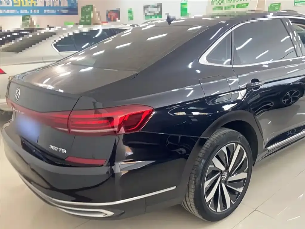 Volkswagen Passat — фото 5