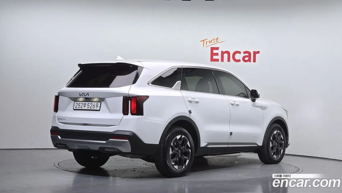 Kia Sorento — фото 2