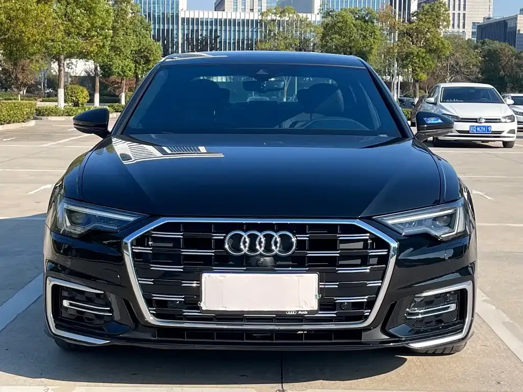 Audi A6L — фото 2