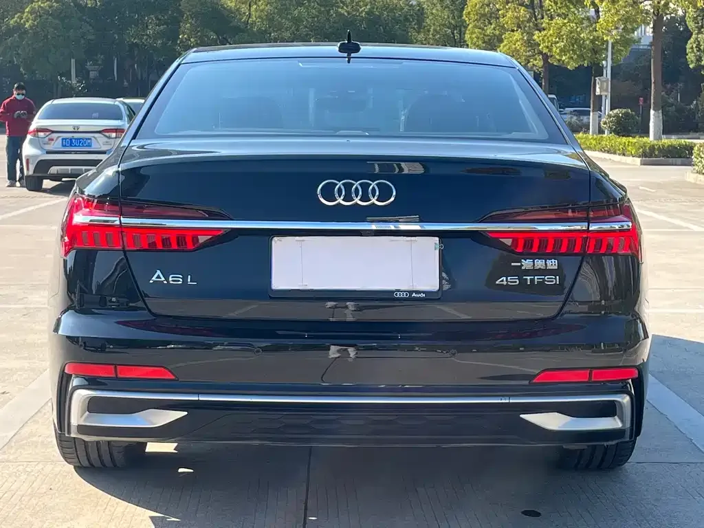 Audi A6L — фото 4