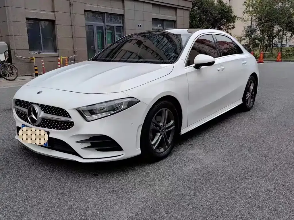 Mercedes-Benz A-Class — фото 1