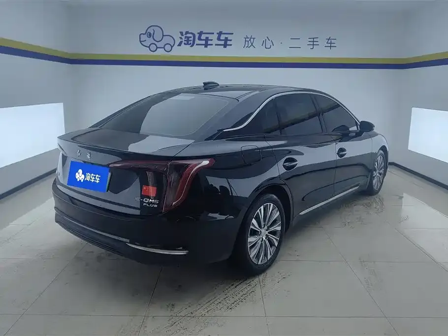 Hongqi E-QM5 — фото 3