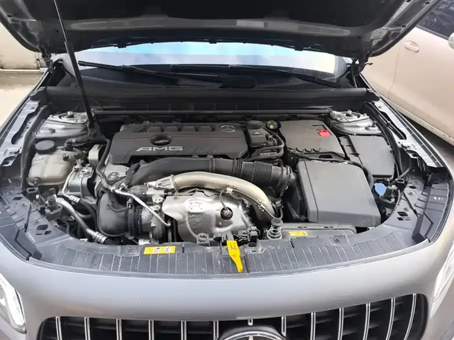 Mercedes-Benz GLB AMG — фото 10