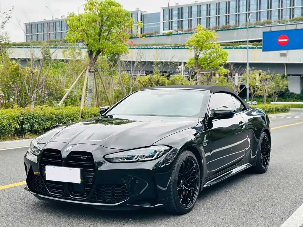 BMW M4 — фото 1