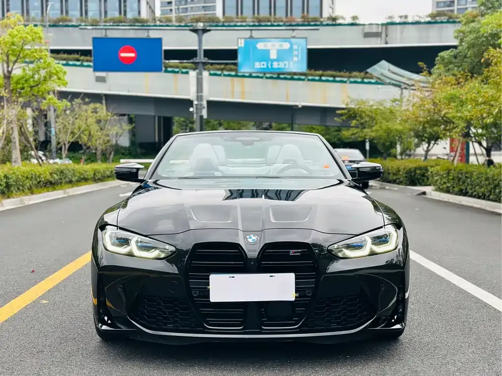 BMW M4 — фото 2
