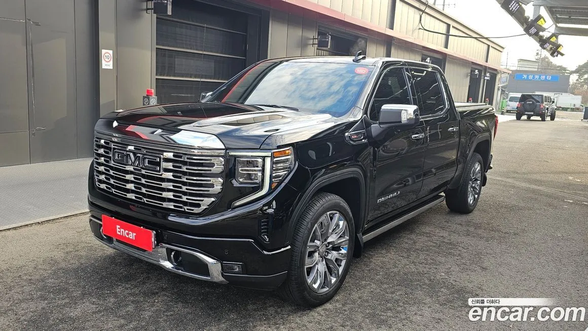 GMC Sierra — фото 1