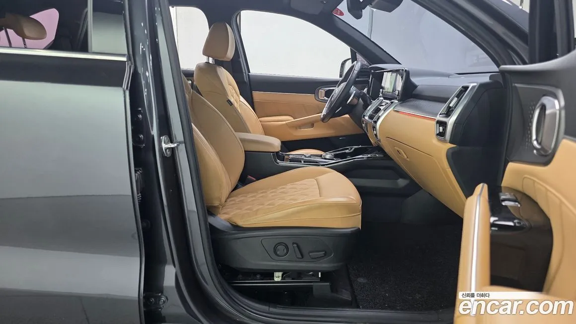Kia Sorento — фото 10