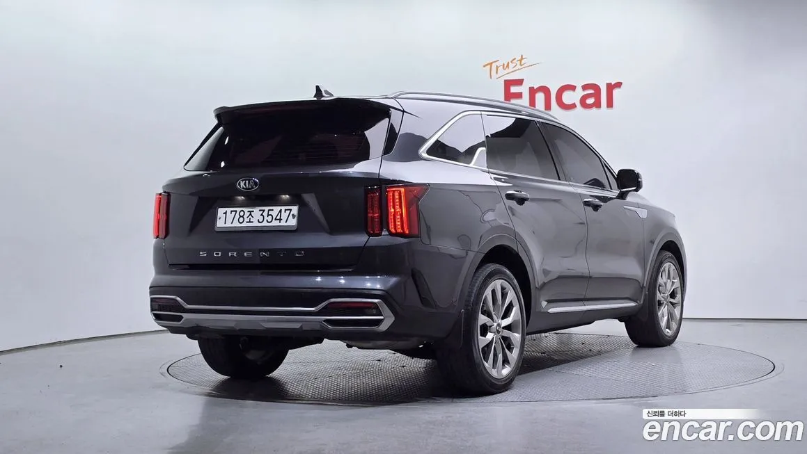 Kia Sorento — фото 2