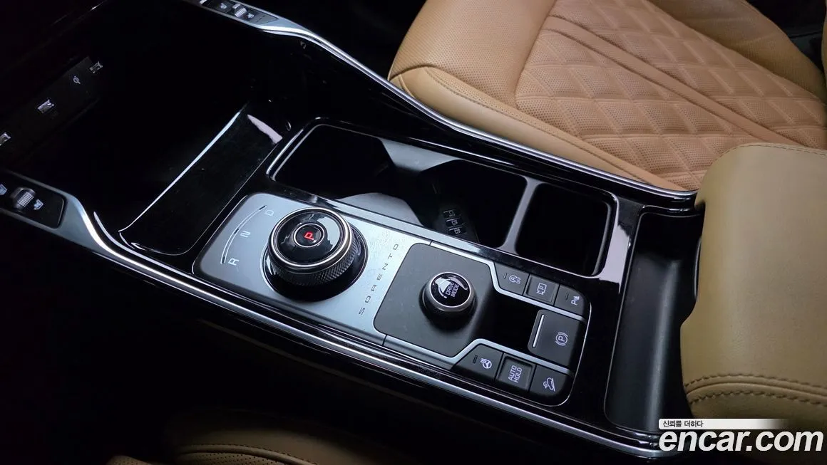 Kia Sorento — фото 9